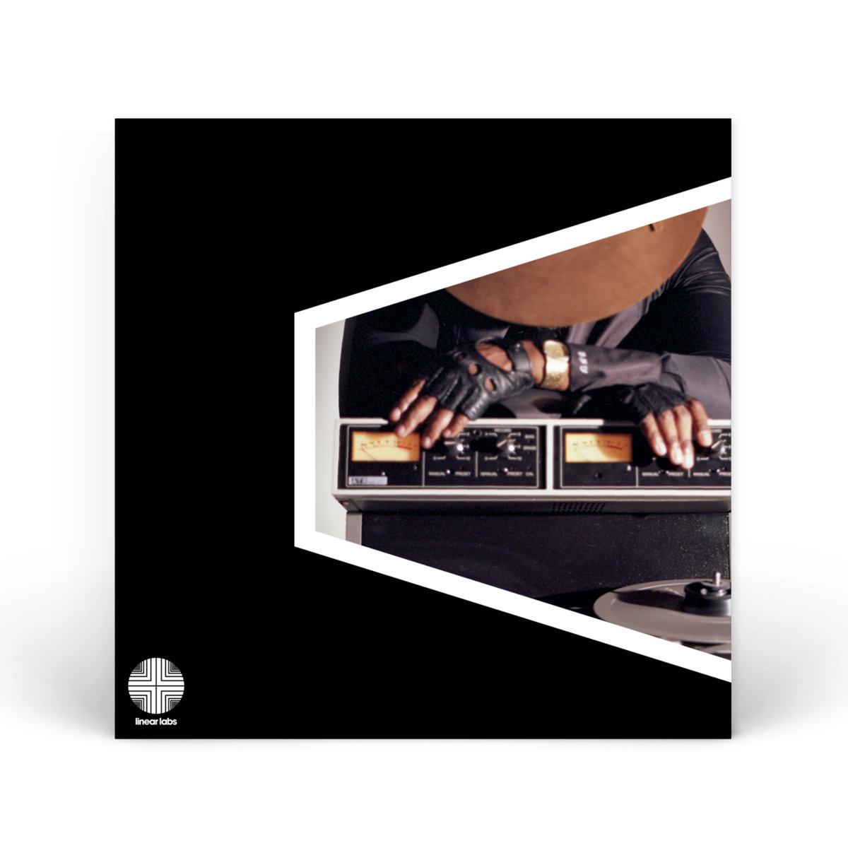 Adrian Younge - Adrian Younge presents Linear Labs: São Paulo - LP - Image 2