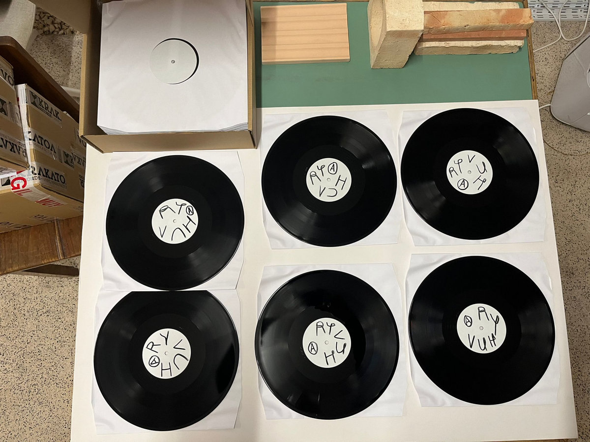 Ry Vuh - Claro / Escuro - 12" - Image 3